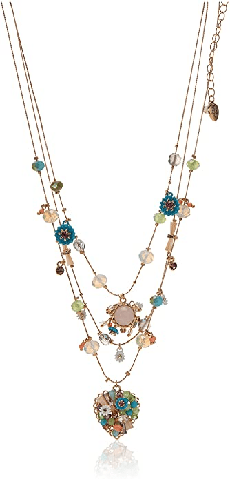 necklace - accessories in fashion tips