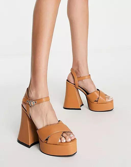 platforms in best accessories for women