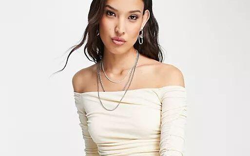 off shoulder top