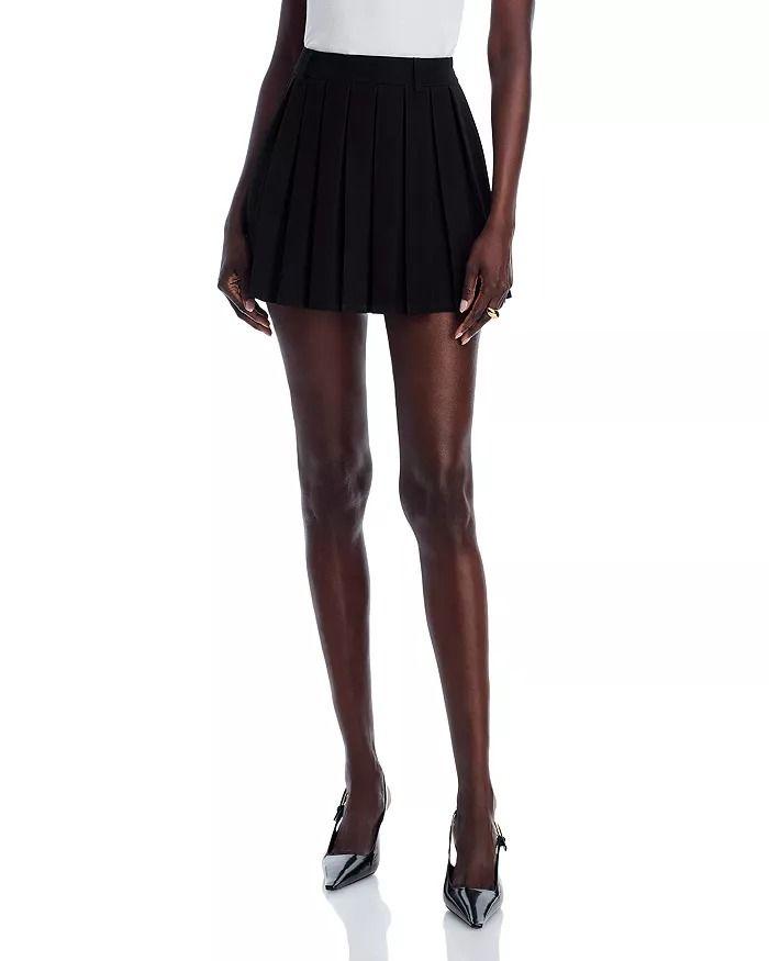 knife pleat skirt black - spring summer 2025 fashion trends